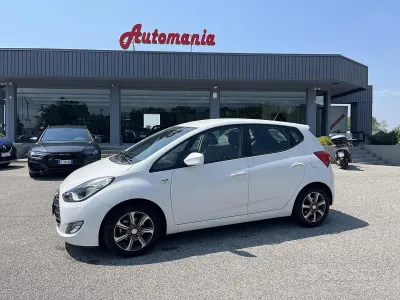 Usata Hyundai ix20 90 CV (66 kW) 2019 Bianco Utilitaria