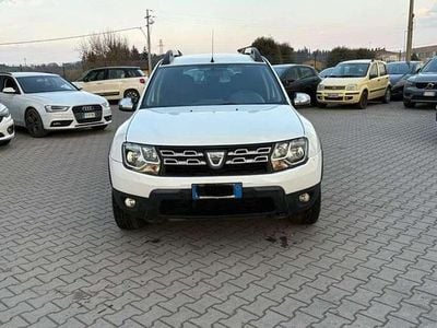 Usata Dacia Duster Ambiance 110 CV (80 kW) 2013 Bianco SUV