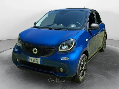 Usata Smart ForFour Passion 90 CV (66 kW) 2018 Blu Utilitaria
