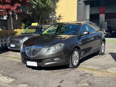 Usata Lancia Delta 190 CV (139 kW) 2009 Giallo Utilitaria