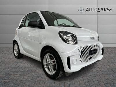 Usata Smart ForTwo Electric Drive Pure 41 kW (56 CV) 2022 Bianco / pastello Utilitaria