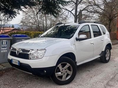 Bianco Usata 2011 Dacia Duster SUV | 7000 € (Buon prezzo)