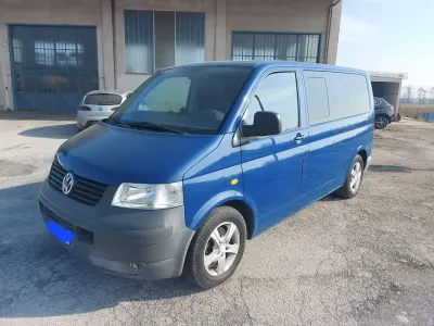 Usata VW T5 California 131 CV (96 kW) 2005 Blu/azzurro Furgone