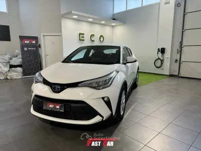 Usata Toyota C-HR 122 CV (89 kW) 2023 Bianco SUV