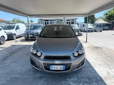 Usata Chevrolet Aveo LT 75 CV (55 kW) 2012 Grigio Berlina