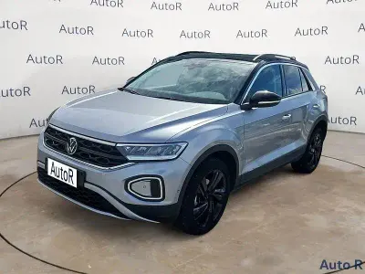 Usata VW T-Roc Sport 150 CV (110 kW) 2024 Argento SUV
