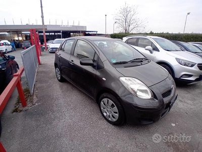 Usata Toyota Yaris 69 CV (50 kW) 2009 Utilitaria