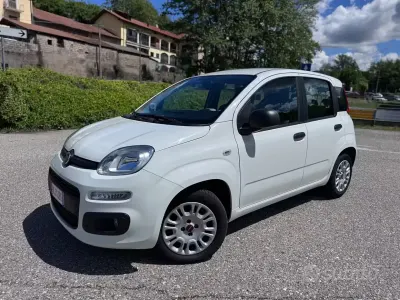 Begagnad Fiat Panda Easy 69 HK (50 kW) 2015 Vit Halvkombi