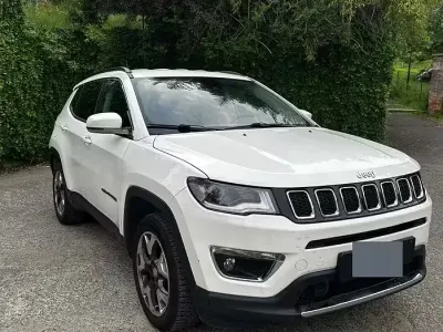 Usata Jeep Compass Limited 140 CV (102 kW) 2018 Bianco SUV