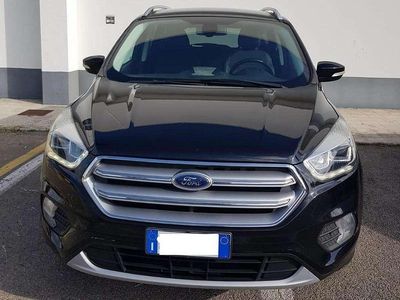 Usata Ford Kuga 120 CV (88 kW) 2018 Nero SUV