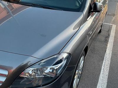 Usata Mercedes B180 2012 Grigio Monovolume