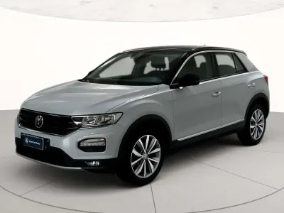 Usata VW T-Roc Style 116 CV (85 kW) 2019 White silver metallizzato nero SUV