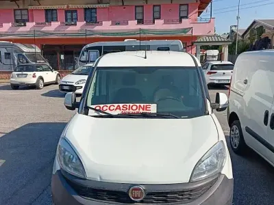 Usata Fiat Doblò 95 CV (69 kW) 2018 Bianco Monovolume