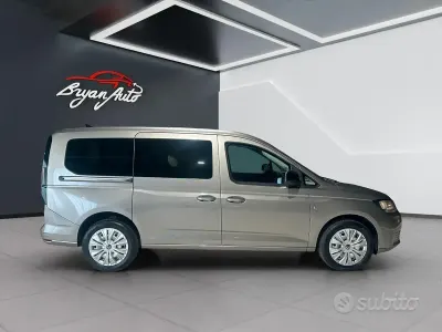 Käytetty VW Caddy Business 102 HP (75 kW) 2022 Tila-auto