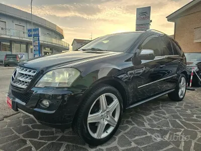 Usata Mercedes ML320 Premium 224 CV (164 kW) 2008 Nero SUV
