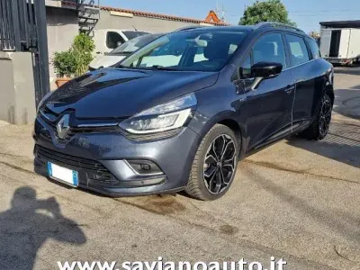 Usata Renault Clio GrandTour 90 CV (66 kW) 2018 Grigio nuvola Station wagon