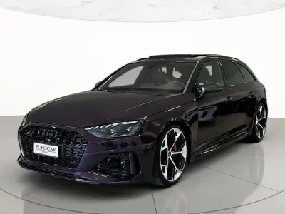 Usata Audi RS4 Ambiente 450 CV (330 kW) 2024 Q0 verniciature personalizzate Station wagon