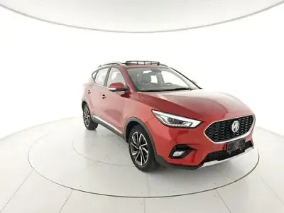 Usata MG ZS Luxury 111 CV (81 kW) 2023 Rosso SUV