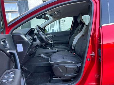 Usata Renault Captur Intens 101 CV (74 kW) 2020 Rosso SUV