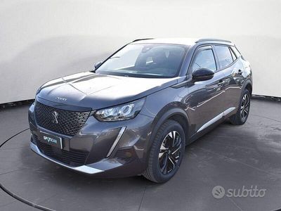 Grigio Usata 2023 Peugeot 2008 Allure SUV | 17.900 € (Buon prezzo)