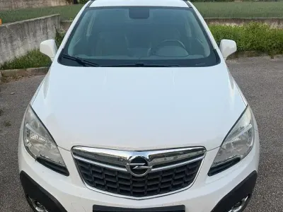 Usata Opel Mokka 131 CV (96 kW) 2014 Bianco SUV