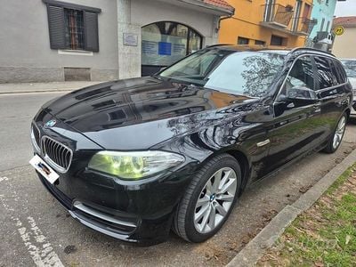 Usata BMW 520 Luxury Line 190 CV (139 kW) 2017 Nero Station wagon