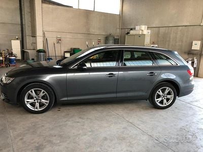 Usata Audi A4 Business 150 CV (110 kW) 2017 Grigio Station wagon