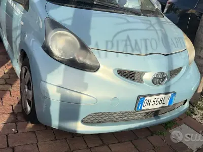 Second-hand Toyota Aygo 68 CP (50 kW) 2008 Albastru Hatchback