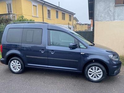 Usata VW Caddy 102 CV (75 kW) 2019 Blu/azzurro Monovolume