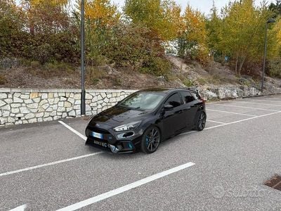 Usata Ford Focus RS 350 CV (257 kW) 2016 Nero Berlina