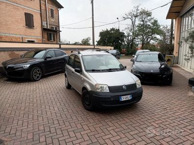 Usata Fiat Panda 54 CV (39 kW) 2004 Argento Utilitaria