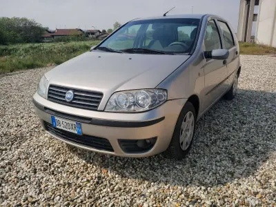 Occasion Fiat Punto Dynamic 60 ch (44 kW) 2006 Argent Citadine