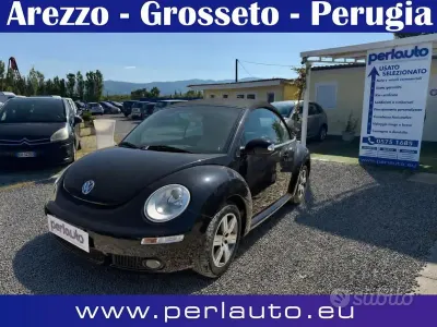Usata VW New Beetle 105 CV (77 kW) 2006 Nero Utilitaria