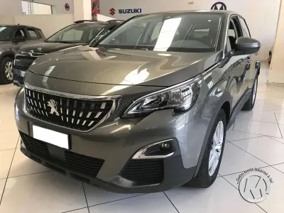 Usata Peugeot 3008 Business-Line 131 CV (96 kW) 2020 Grigio artense SUV