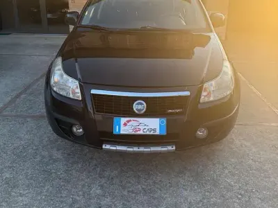 Usata Fiat Sedici Dynamic 120 CV (88 kW) 2007 SUV
