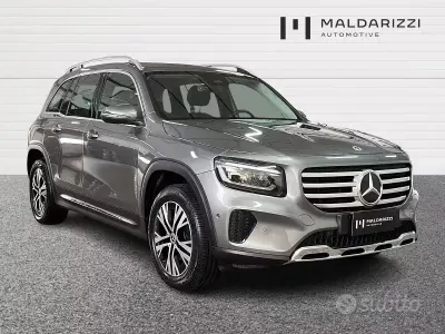 Usado Mercedes GLB180 Advanced 116 CV (85 kW) 2025 Gris SUV