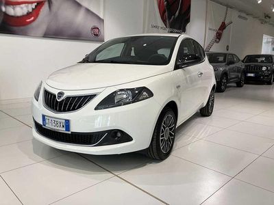 Usata Lancia Ypsilon S 69 CV (50 kW) 2024 Bianco Utilitaria
