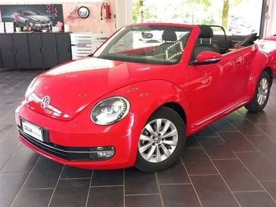 Usata VW Beetle Cabriolet Design 105 CV (77 kW) 2013 Rosso Cabrio