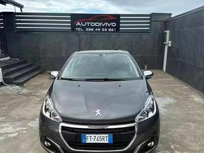 Usata Peugeot 208 Active 83 CV (61 kW) 2019 Grigio Utilitaria