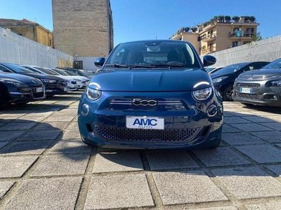 Usata Fiat 500e La Prima 86 kW (118 CV) 2020 Blu Berlina