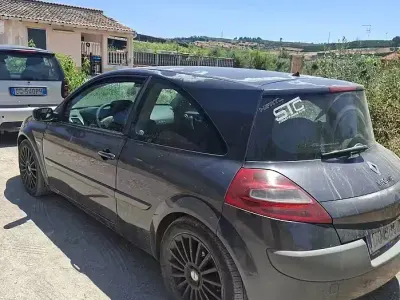 Usata Renault Mégane Coupé 100 CV (73 kW) 2007 Grigio Coupé