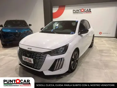 Usata Peugeot 208 Allure 136 CV (100 kW) 2025 Bianco Utilitaria