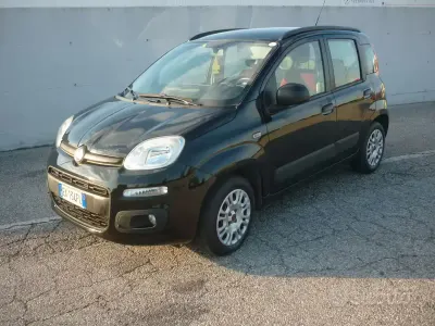 Usata Fiat Panda Easy 69 CV (50 kW) 2014 Nero Utilitaria