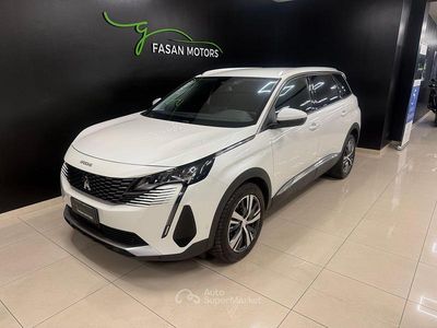 Usata Peugeot 5008 Allure 131 CV (96 kW) 2021 Bianco SUV