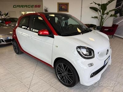 Usata Smart ForFour Superpassion 90 CV (66 kW) 2018 Bianco Utilitaria