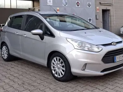 Usata Ford B-MAX Titanium 105 CV (77 kW) 2015 Argento Monovolume