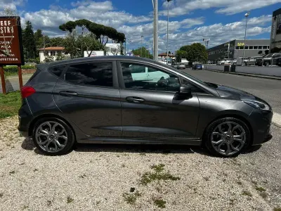 Usata Ford Fiesta ST-Line 86 CV (63 kW) 2019 Grigio Utilitaria