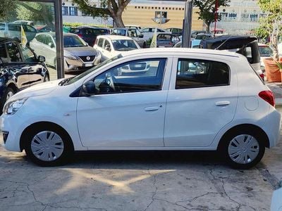 Usata Mitsubishi Space Star Invite 71 CV (52 kW) 2017 Bianco Utilitaria