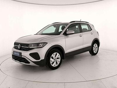 Reflex silver metallizzato Usata 2024 VW T-Cross Life SUV | 21.900 € (Buon prezzo)