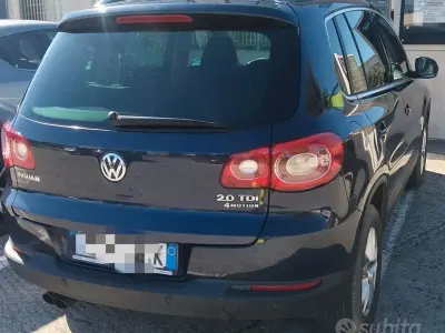 Usata VW Tiguan 140 CV (102 kW) 2012 Blu SUV